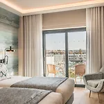 מלון Marina Rio 4*
