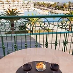 호텔 마리나 리오 4*