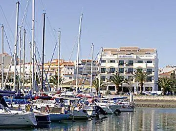 Marina Rio Отель